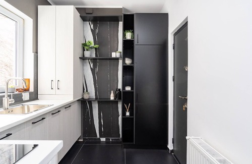 Bucharest City-Centre Apartment | Qult The Architect