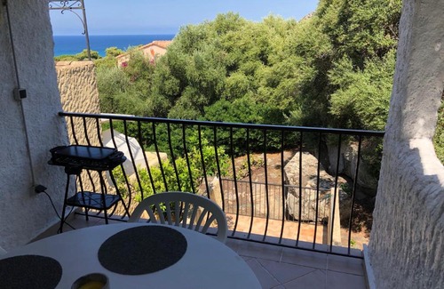Marine de Saint Ambroggio Apartment | résidence arimarina