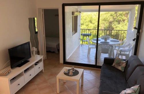 Marine de Saint Ambroggio Apartment | résidence arimarina