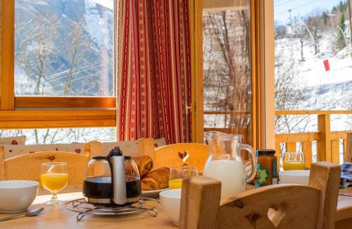Saint-Sorlin-d'Arves Apartment | Résidence Goélia Le Balcon des Neiges