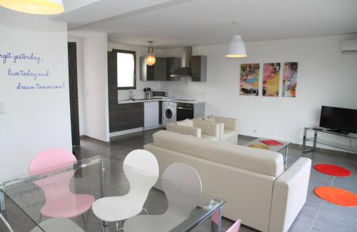 Pineto Apartment | Résidence Isola Hotel
