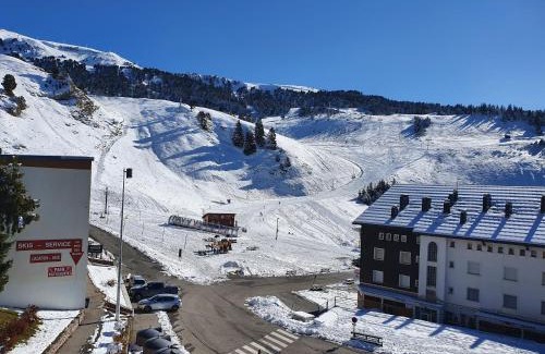 Chamrousse Apartment | Résidence LES CHAMOIS - aux pieds des pistes de Chamrousse