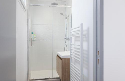 Laval Apartment | Résidence Maréchal Leclerc