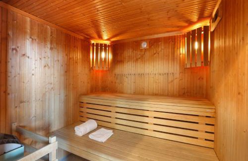 Saint-Pol-de-Leon Resort | Résidence Néméa Les Roches