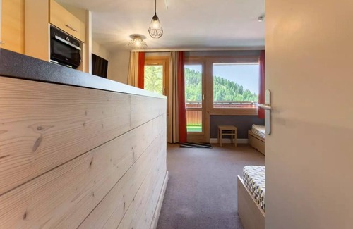 Plagne 1800 Apartment | Résidence Plagne Lauze - maeva Home - 2 Room Apartment for 5 People - Prestige