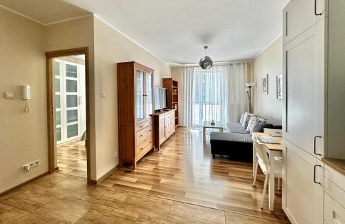 Zabki Apartment | Różana Apartment with Parking