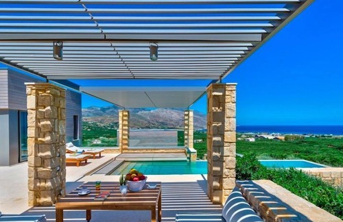 Kissamos Apartment | R 3087 Villa Faustina With Private Living Room.Maid Service & Hot Wat