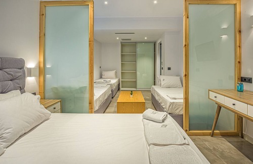 Pantokratoras Villa | R 705 Spacious Villa with Children Playground