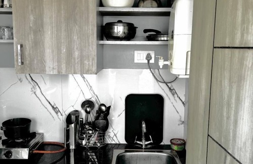 Vasant Kunj Hotel | R Cottage Studio Apartments