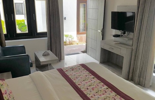 Vasant Kunj Hotel | R Cottage Studio Apartments