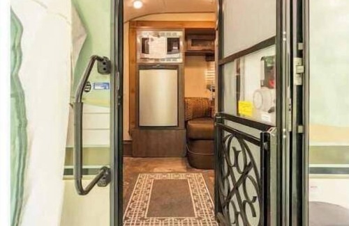 Lime Kiln House | R-Pod #3 Camping without the hassle or the crowds
