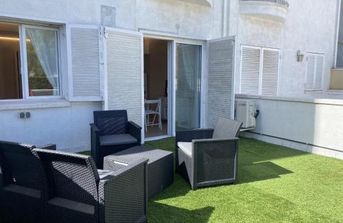 Sant Salvador Apartment | R126 Beachfront Apartment Sant Salvador