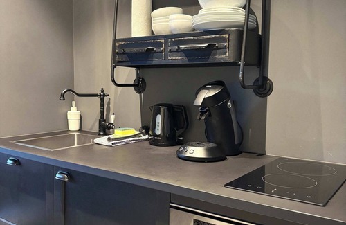 Laugardalur Apartment | R13 Top Floor Studio