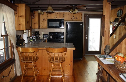 Franklin Cabin | Rabbit Creek Hideaway Secluded less then 2.5 miles from town!
