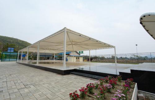 Imphal Hotel | RaDiant Club & Resort