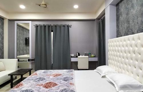 Imphal Hotel | RaDiant Club & Resort
