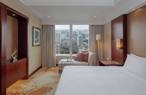 Downtown Shanghai Hotel | Radisson Blu Hotel Shanghai New World