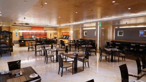 Connaught Place Hotel | Radisson Blu Marina Hotel Connaught Place