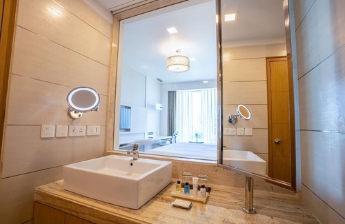 Phase 1 Hotel | Radisson Blu Pune Hinjawadi