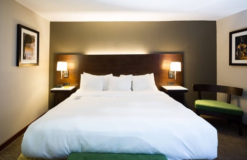 Covington Hotel | Radisson Hotel Cincinnati Riverfront