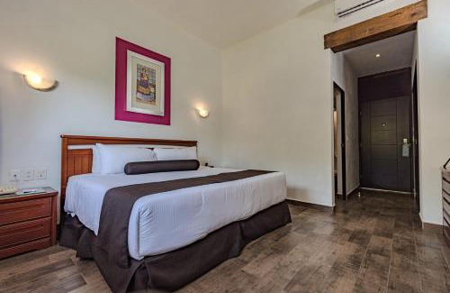 Crucero Tezoyuca Hotel | Radisson Hotel Cuernavaca