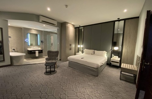 Ikeja Hotel | Radisson Hotel, Lagos Ikeja