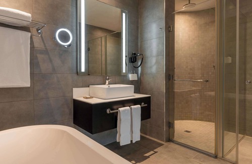 Ikeja Hotel | Radisson Hotel, Lagos Ikeja