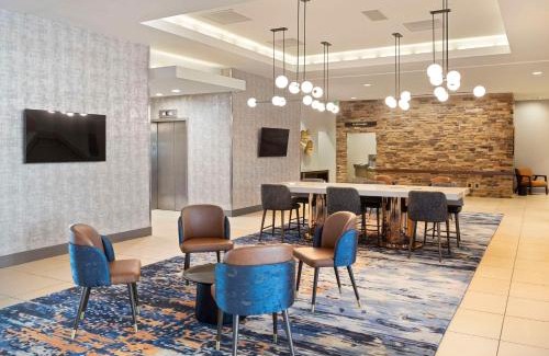 Rio Grande Hotel | Radisson Hotel Salt Lake City Downtown
