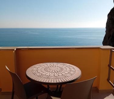 Manarola House | Raggio di Luna
