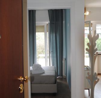 Rapallo Apartment | RAGGIO DI SOLE - pool, tennis, parking, sea view & relax