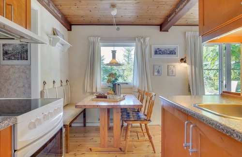 Hoeve Strand House | "Rahilka" - 700m from the sea by Interhome