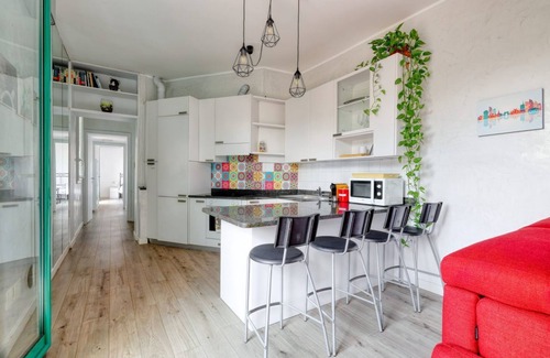 Dergano Apartment | Rainbow House in Milan