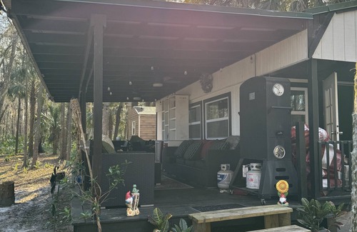 Dunnellon RV Rental | RAINBOW RANCH CABINS