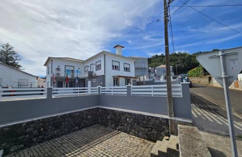 Praia da Vitoria House | Rainha do Mar AL 3436