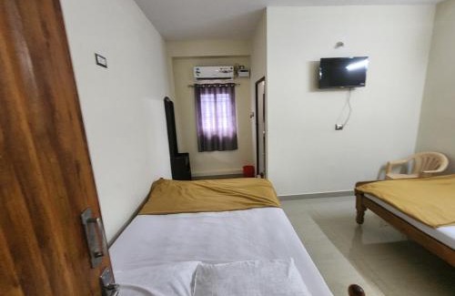Tiruvannamalai House | Raja Rani Mahal & Residency