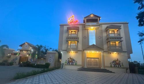 Jamnagar Hotel | Rajwadu The Village