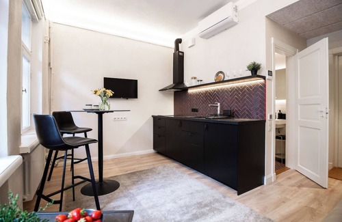 Old Town Apartment | Ralf Sannikov Apartment (3A)