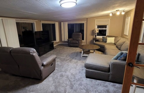 South Central Omaha House | Ralston Cottage Vibes with HUGE family room