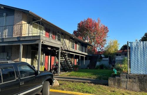 Carver Hotel | Rama Inn