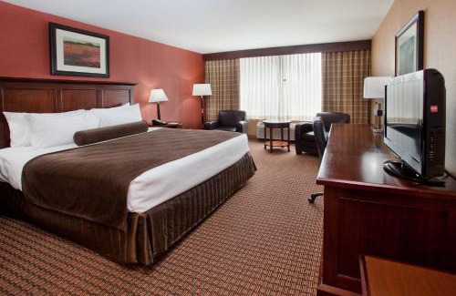Independence Hotel | Ramada by Wyndham Cleveland Independence