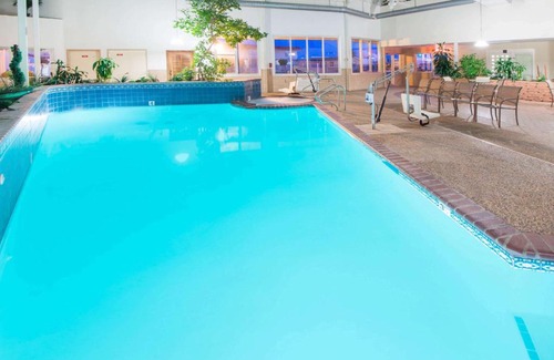 Enid Hotel | Ramada by Wyndham Enid