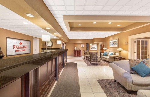 Grand Island Hotel | Ramada by Wyndham Midtown Grand Island