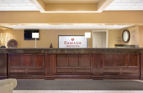Grand Island Hotel | Ramada by Wyndham Midtown Grand Island