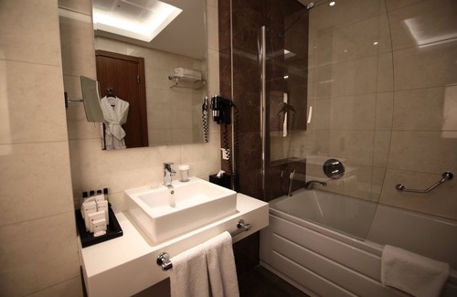 Sekerpinar Hotel | Ramada Plaza by Wyndham Istanbul Asia Airport