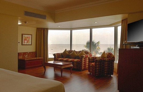 Juhu Hotel | Ramada Plaza by Wyndham Palm Grove