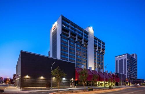Regina Hotel | Ramada Plaza by Wyndham Regina Downtown