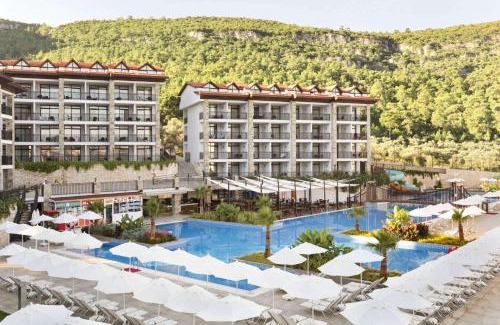 Akbuk Hotel | Ramada Resort by Wyndham Akbuk - All Inclusive