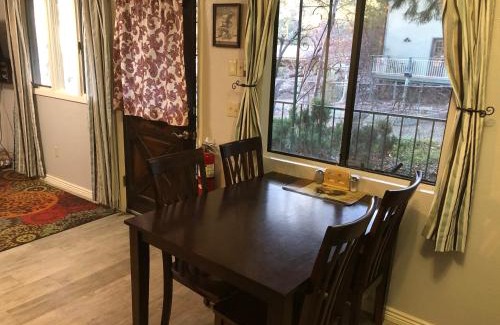 Sierra Vista Southeast Apartment | Ramsey Canyon B&B Apartment Suites