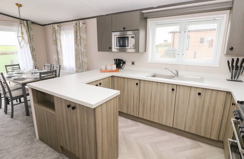 Hasguard Cross Cottage | RAMSEY, pet friendly, character holiday cottage in Broad Haven