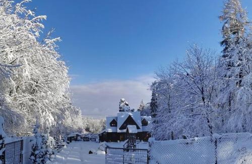 Snina Ski Chalet | Ranč pod Sninským kameňom